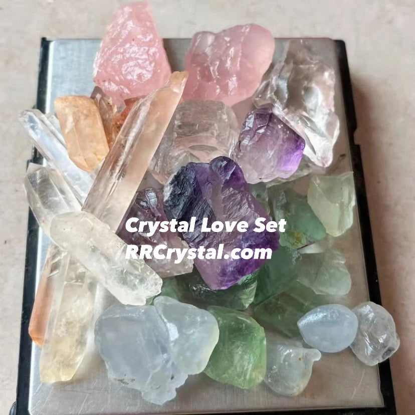 RRcrystal collection box (same as my TikTok shop, but cheaper😊)