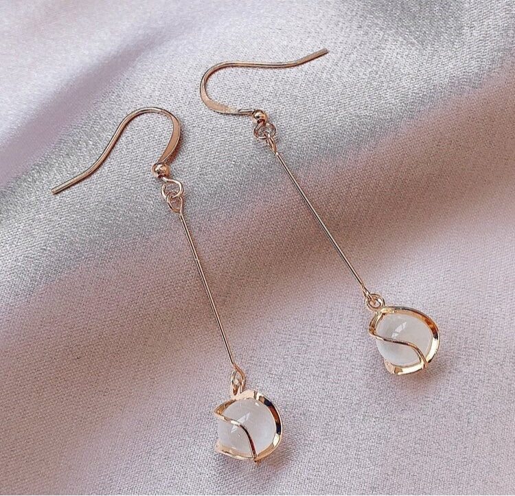 😺Cat Eye Bead Drop Earrings